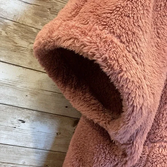 CAbi‎ Womens Small Jacket Embrace Topper Dusty Pink Rose Fleece Hooded Zip 4121 - Picture 4 of 10